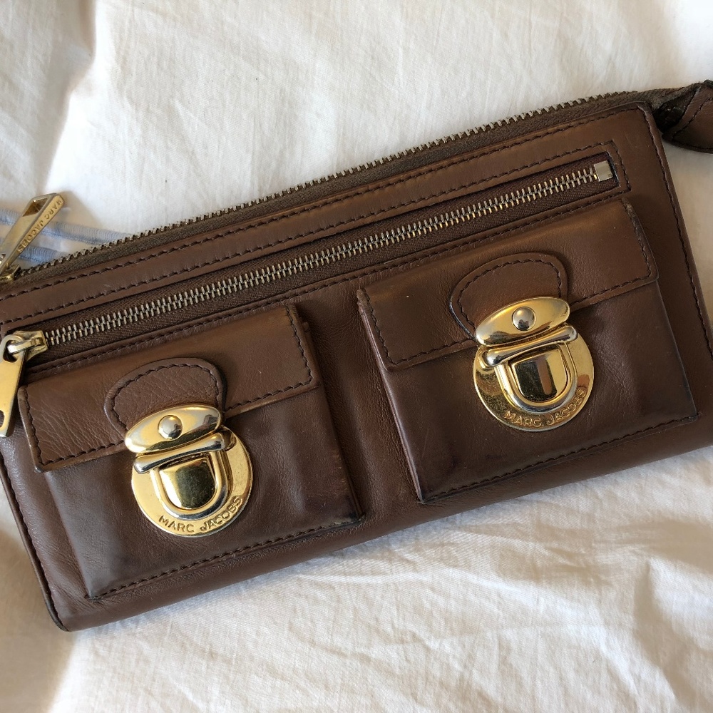 Vintage Marc Jacobs brown leather wallet